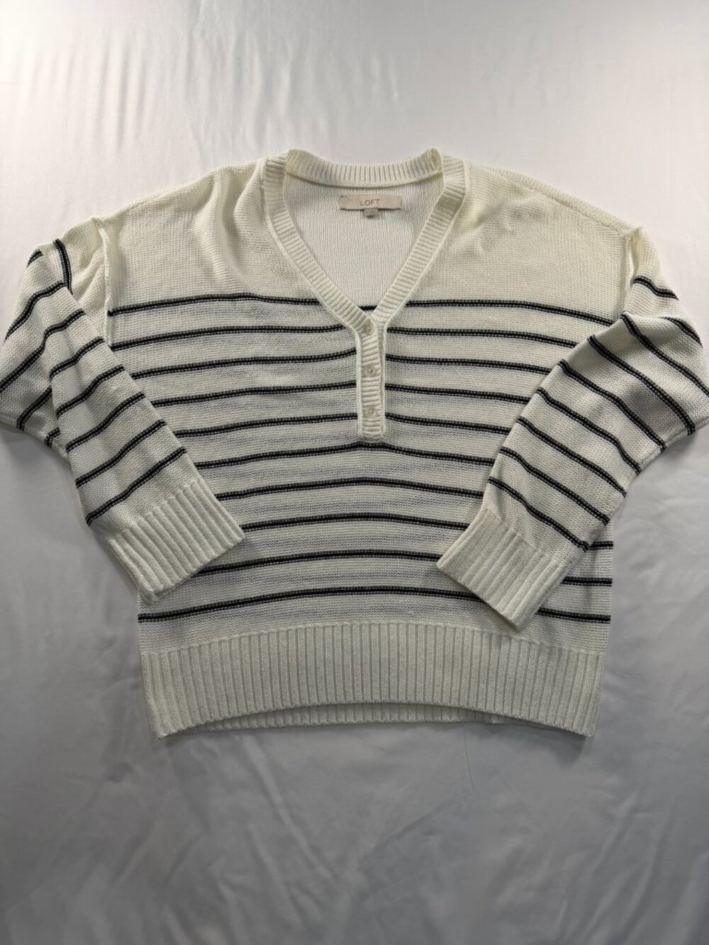 LOFT Lightweight V‑Neck Sweater White w/ Black Stripes Size Medium